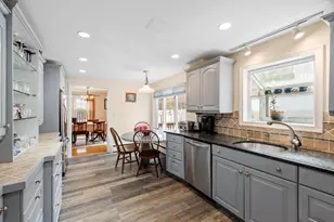 34 Robinhood Rd, Winchester, MA 01890 - Photo 13