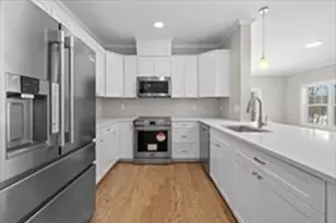 485 Blue Hills Pkwy, Milton, MA 02186 - Photo 9