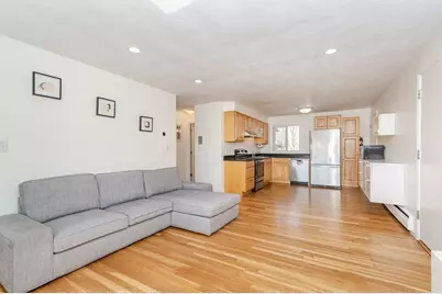 32 Jacqueline Rd #E, Waltham, MA 02452 - Photo 9