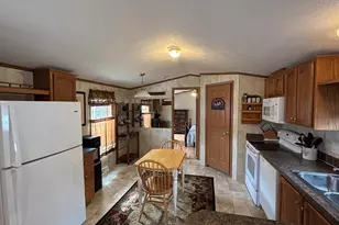 557 SW Cutoff, Auburn, MA 01501 - Photo 5