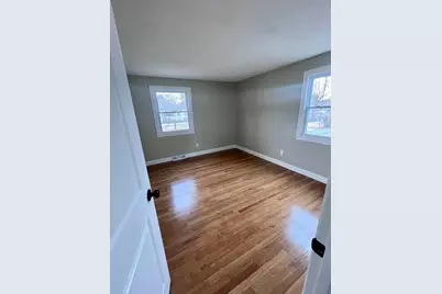 34 Flora St, Springfield, MA 01129 - Photo 23