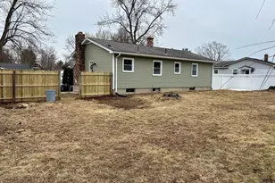 34 Flora St, Springfield, MA 01129 - Photo 31