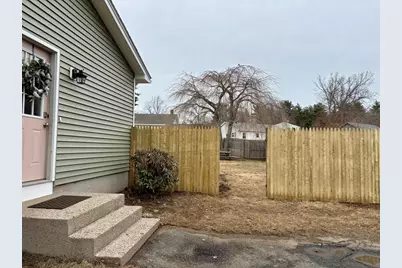 34 Flora St, Springfield, MA 01129 - Photo 29