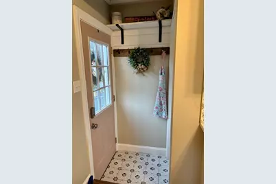 34 Flora St, Springfield, MA 01129 - Photo 27