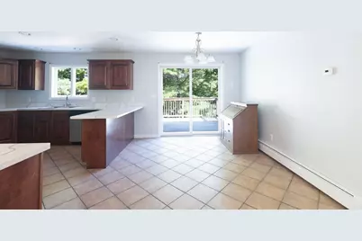 126 Dyer St, Gardner, MA 01440 - Photo 5