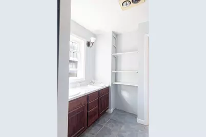 126 Dyer St, Gardner, MA 01440 - Photo 17