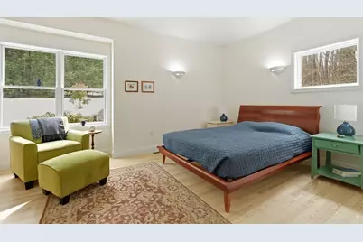 16 N Valley Rd, Pelham, MA 01002 - Photo 17