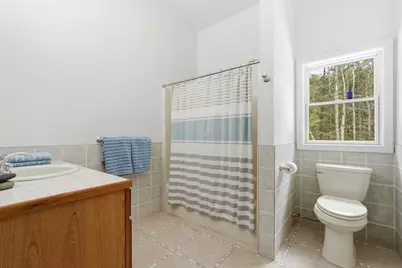 16 N Valley Rd, Pelham, MA 01002 - Photo 33