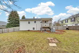 25 Morton St, Fairhaven, MA 02719 - Photo 7