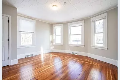 10-12 River St, Agawam, MA 01001 - Photo 9