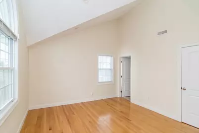 123 Russell Street #1, Waltham, MA 02453 - Photo 9