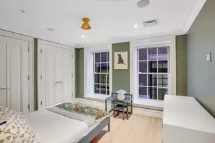 32 Derne St, Boston, MA 02114 - Photo 9