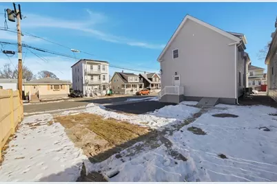 1 Clough St #1, Lynn, MA 01902 - Photo 17