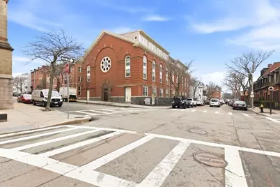 616 E 4th St #304, Boston, MA 02127 - Photo 37