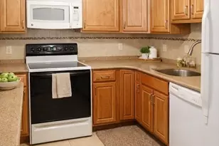 154 Quincy Shore Dr, Quincy, MA 02171 - Photo 7