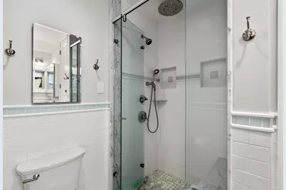 10 Chester St #7, Cambridge, MA 02140 - Photo 15