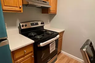 180 Main St, Bridgewater, MA 02324 - Photo 3