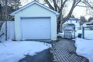 35 Beverly Ave, Uxbridge, MA 01569 - Photo 29