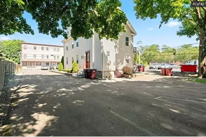 2 Clifford St, Middleborough, MA 02346 - Photo 5