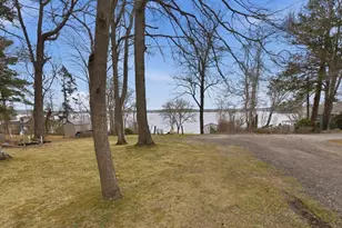 16 Norfolk St, Lakeville, MA 02347 - Photo 15