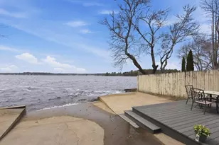 16 Norfolk St, Lakeville, MA 02347 - Photo 5