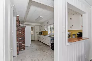 16 Norfolk St, Lakeville, MA 02347 - Photo 33