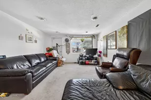 15 Longworth Ave, Brockton, MA 02301 - Photo 3