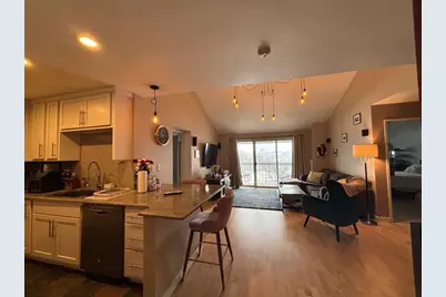 160 Commandants Way #404, Chelsea, MA 02150 - Photo 3