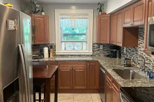 143 Westford St, Lowell, MA 01851 - Photo 21