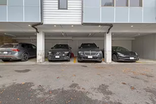 586 E 3rd, Boston, MA 02127 - Photo 33