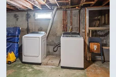 822 Shea St, Fitchburg, MA 01420 - Photo 33