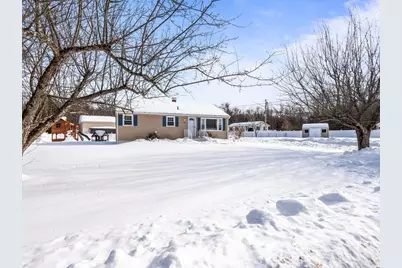 822 Shea St, Fitchburg, MA 01420 - Photo 7