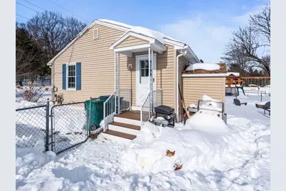 822 Shea St, Fitchburg, MA 01420 - Photo 9