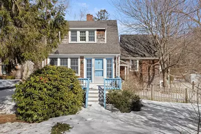 136 Leonard Street, Gloucester, MA 01930 - Photo 3