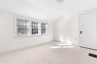 136 Leonard Street, Gloucester, MA 01930 - Photo 17