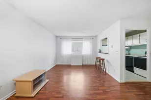 72 Barrett St, Northampton, MA 01060 - Photo 3