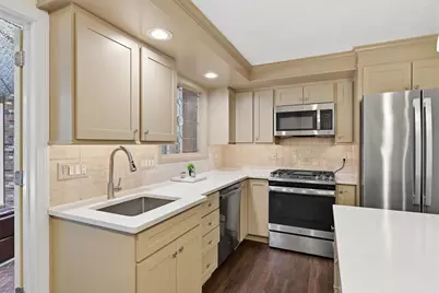 330 Merriweather Dr, Longmeadow, MA 01106 - Photo 7