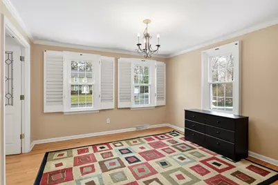 330 Merriweather Dr, Longmeadow, MA 01106 - Photo 9