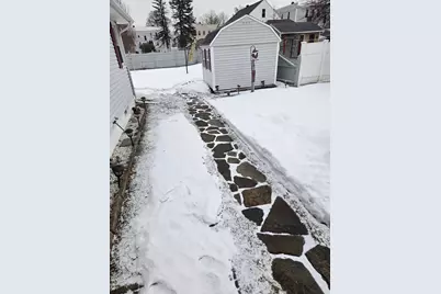 30 Catherine St, Chicopee, MA 01013 - Photo 7