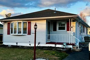 30 Catherine St, Chicopee, MA 01013 - Photo 3