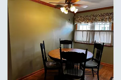 30 Catherine St, Chicopee, MA 01013 - Photo 15