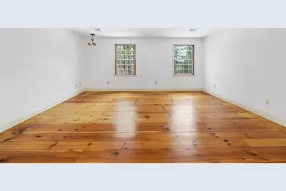 107 Henry St, Uxbridge, MA 01569 - Photo 27