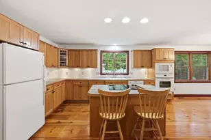 107 Henry St, Uxbridge, MA 01569 - Photo 9