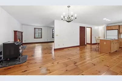 107 Henry St, Uxbridge, MA 01569 - Photo 13