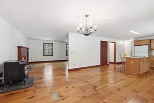 107 Henry St, Uxbridge, MA 01569 - Photo 13