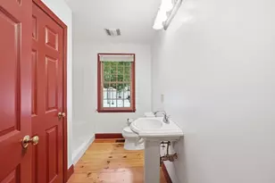 107 Henry St, Uxbridge, MA 01569 - Photo 17