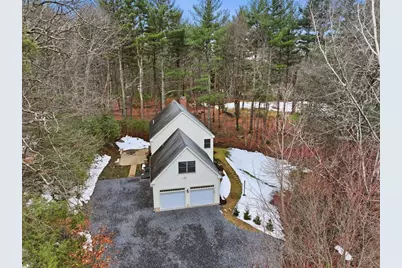 107 Henry St, Uxbridge, MA 01569 - Photo 1