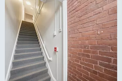 82.5 Maple St #7, Northampton, MA 01062 - Photo 3