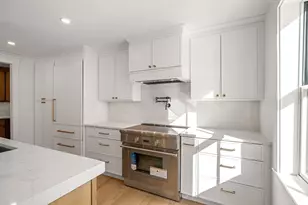 309 Broadway, Cambridge, MA 02139 - Photo 5