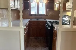 1553 Rodman St, Fall River, MA 02721 - Photo 5